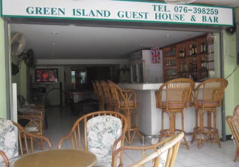 بنسيون Green Island Guesthouse