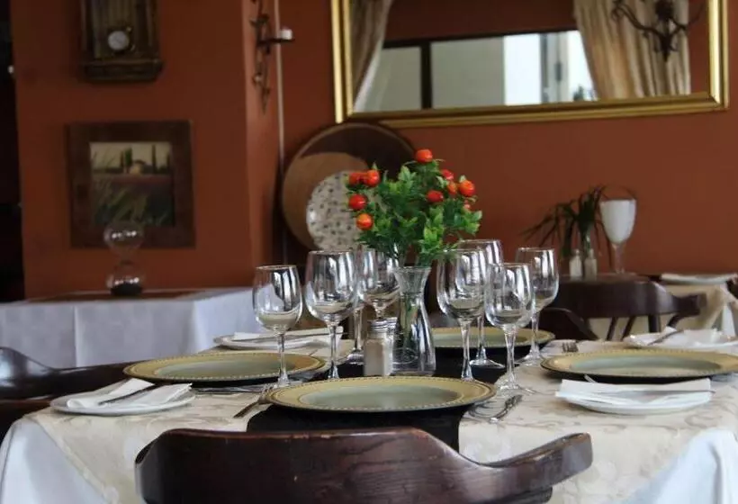 Majatalo La Dolce Vita Guest House