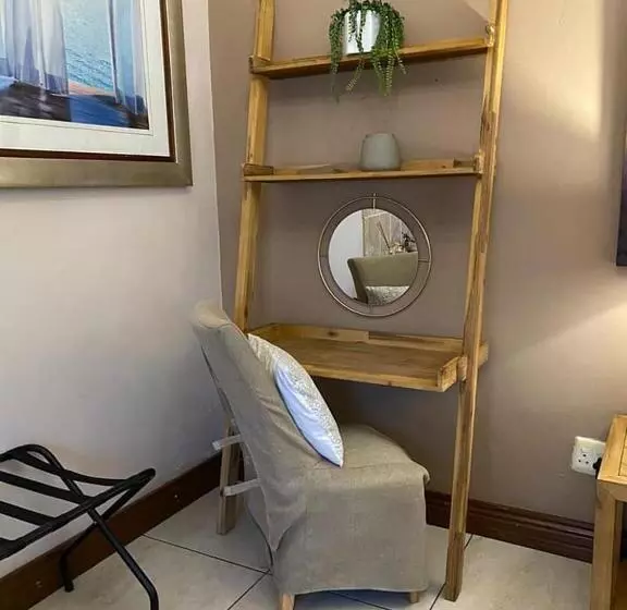 Majatalo La Dolce Vita Guest House