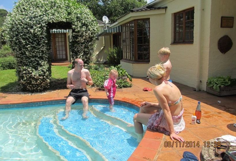 פנסיון The Jays Guest House