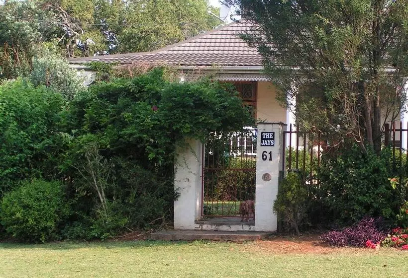 پانسیون The Jays Guest House