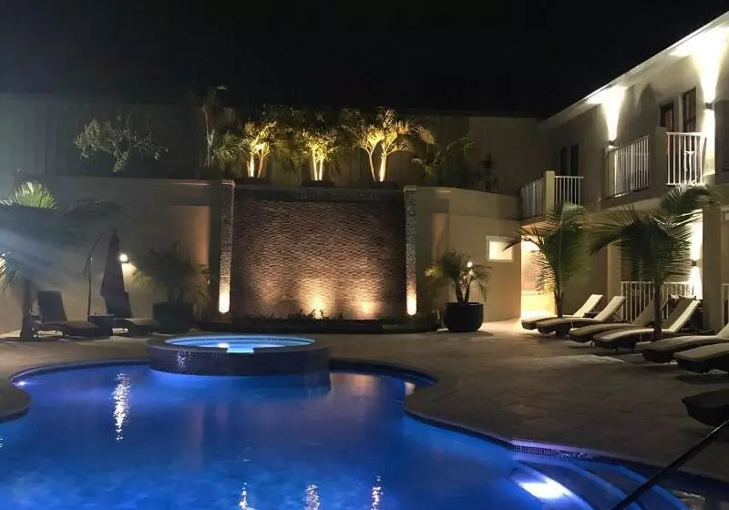 The Lodgings Hotel Surestay Collection By Best Western