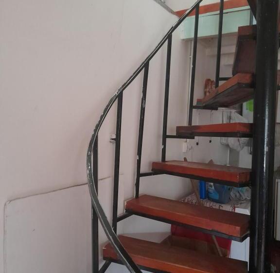 هاستل Alojamiento Económico