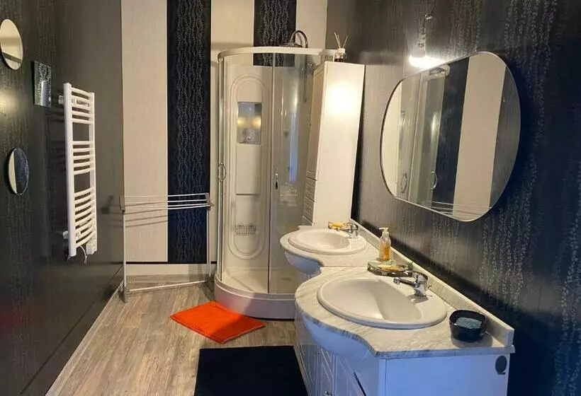 Aamiaismajoitus (B&B) Chambre D Hotes Chez Dany Maowmaow Et Garfield