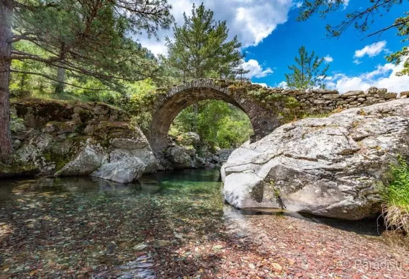 ベッドアンドブレックファースト U Pasturellu