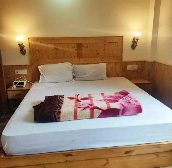 Hotelli Villa Casa Robinia By Wb Inn