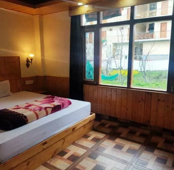 Hotelli Villa Casa Robinia By Wb Inn
