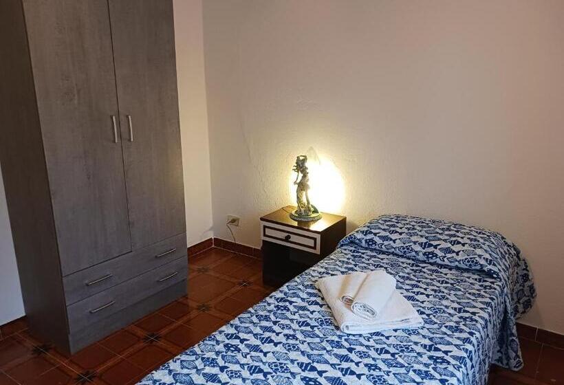 Nora Casa Vacanze/bed And Breakfast