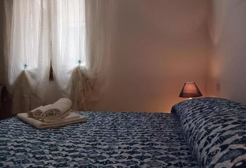 Nora Casa Vacanze/bed And Breakfast