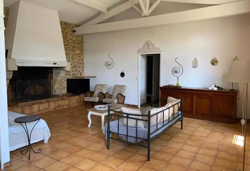 Majatalo Domaine De Bellevue