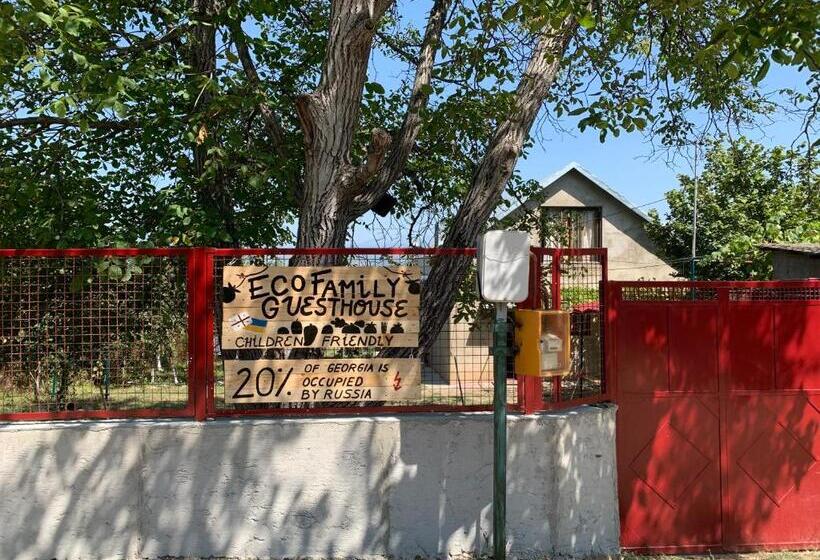 پانسیون Eco Family Guest House