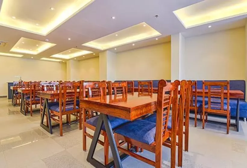 Fabhotel Prime Pink City Park