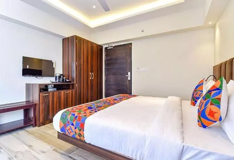 Fabhotel Prime Pink City Park