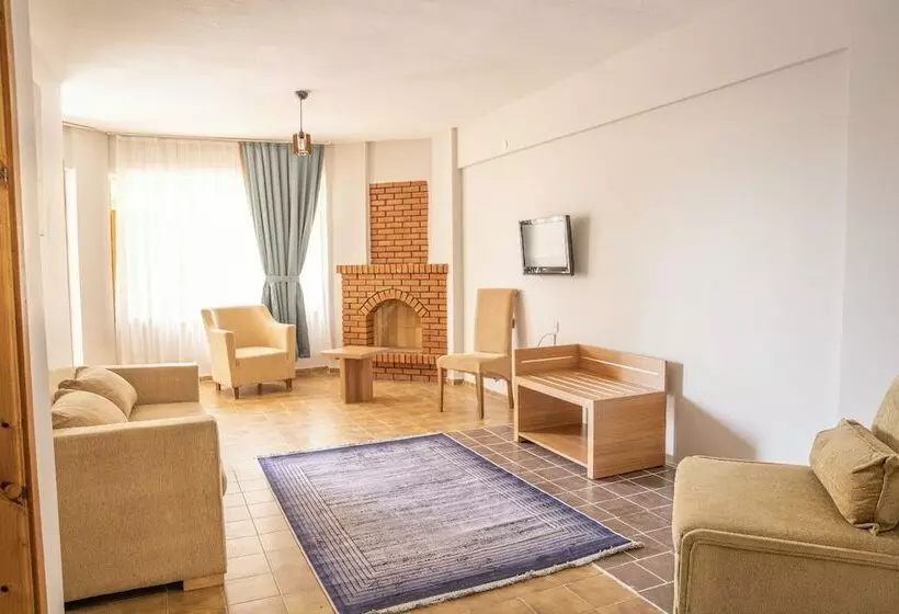 Hotelli Seasons Park Resort