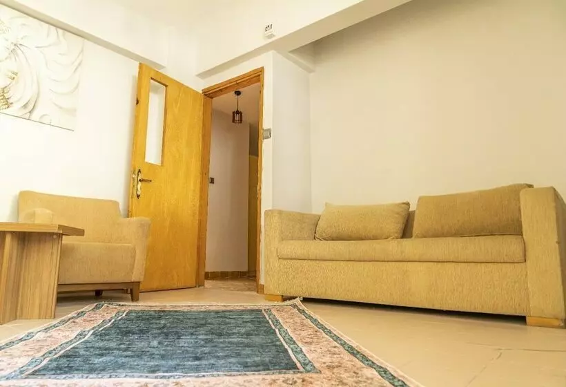 Hotelli Seasons Park Resort