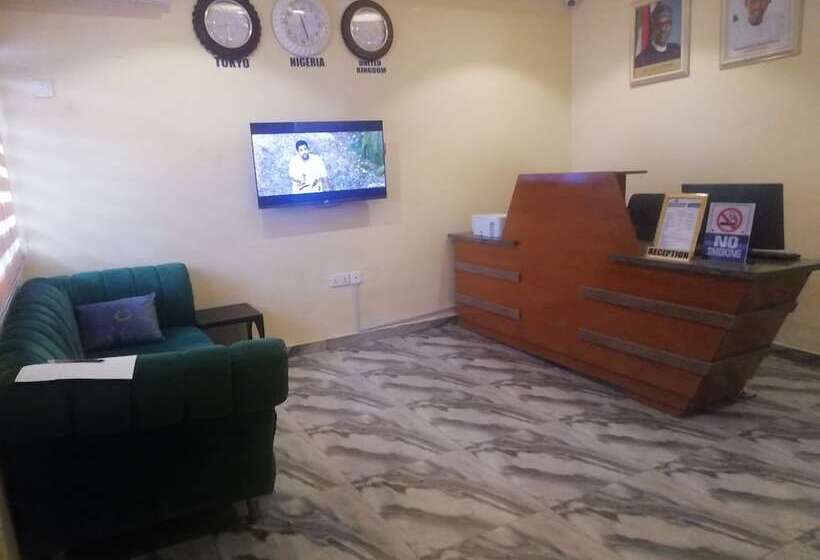 هتل Ejomor Home Apartment