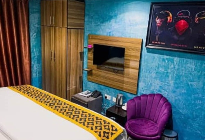 هتل Ejomor Home Apartment