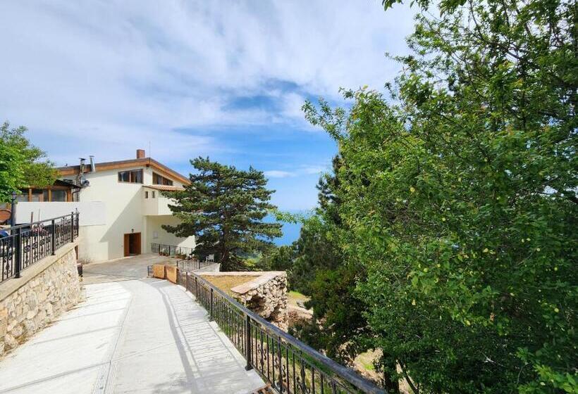 בית מלון כפרי Llogora Dervishaliu