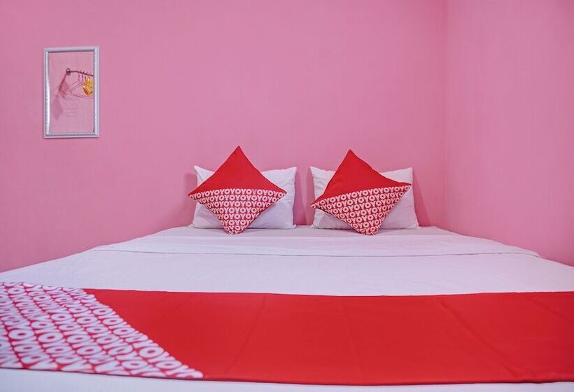 هتل Oyo 92598 Sulthan Homestay Syariah 3
