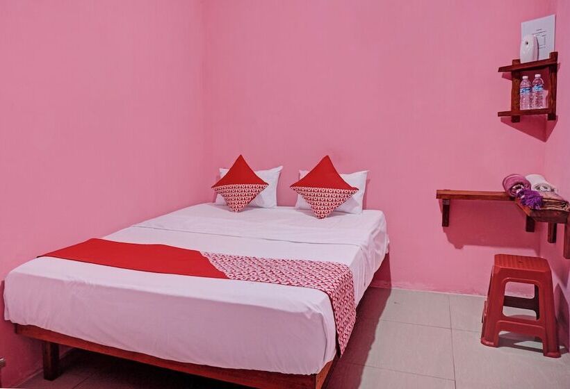 هتل Oyo 92598 Sulthan Homestay Syariah 3