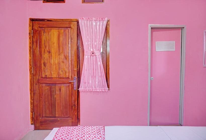 هتل Oyo 92598 Sulthan Homestay Syariah 3