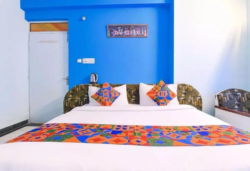 Hotelli Collection O Anuja Palace