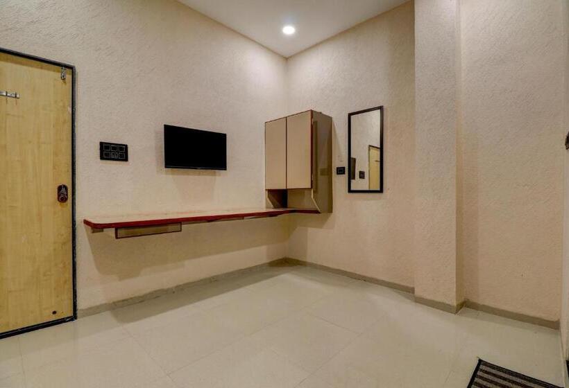 ホテル Oyo Flagship 81405 Onyx Inn