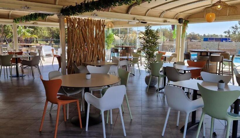 T2 4 Personnes Résidence De Vacances Avec 3 Piscines Les Hameaux De Saint Cyprien Lecci De Porto Vec