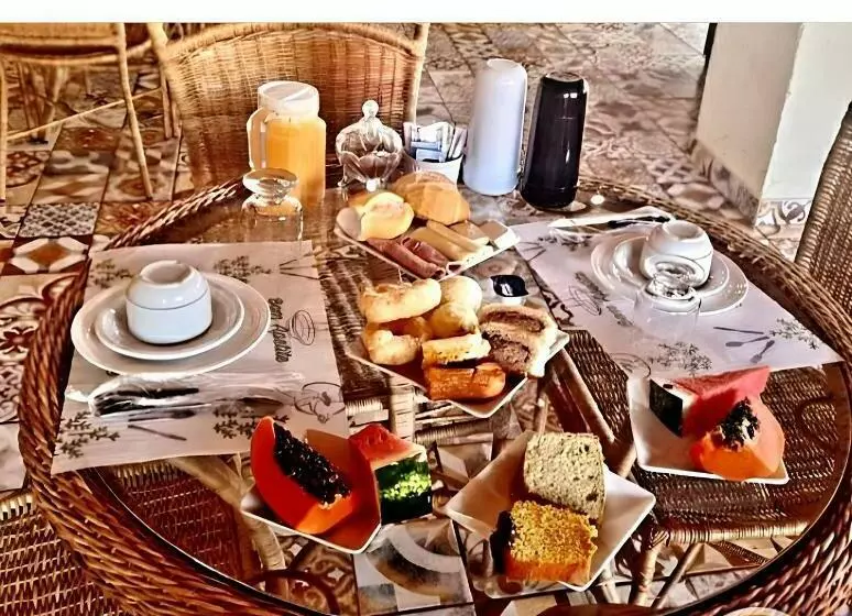 ユースホステル Pousada Jardim Do éden