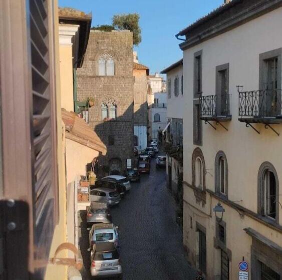 تختخواب و صبحانه Ottantotto Viterbo