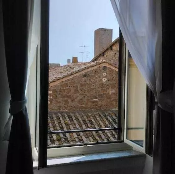 تختخواب و صبحانه Ottantotto Viterbo