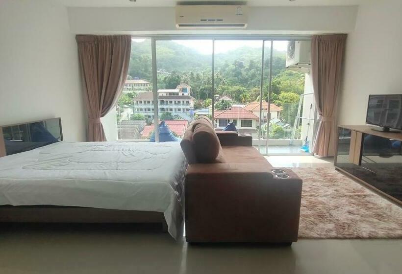 Chic Condominium Karon