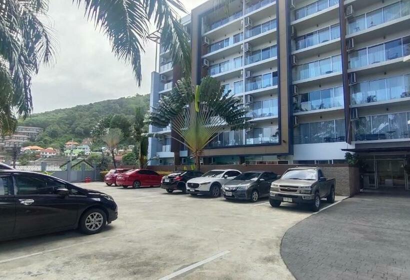 Chic Condominium Karon