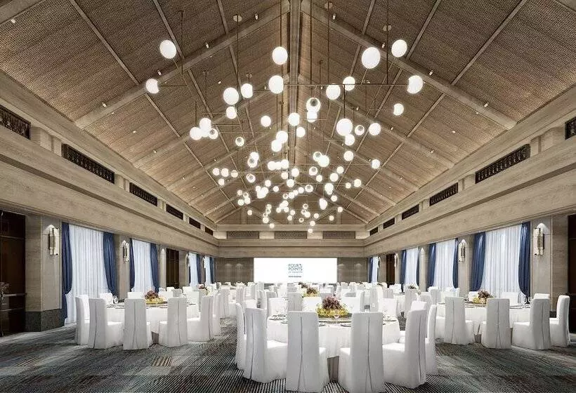 Hotelli Four Points By Sheraton Hainan, Qiongzhong