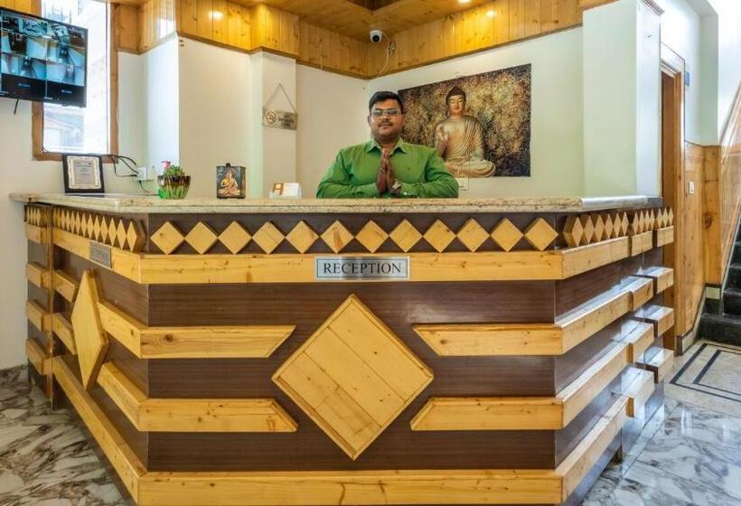 בית מלון כפרי Galaxy Luxuria , Manali