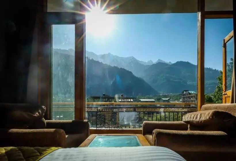 ホテル Galaxy Luxuria , Manali