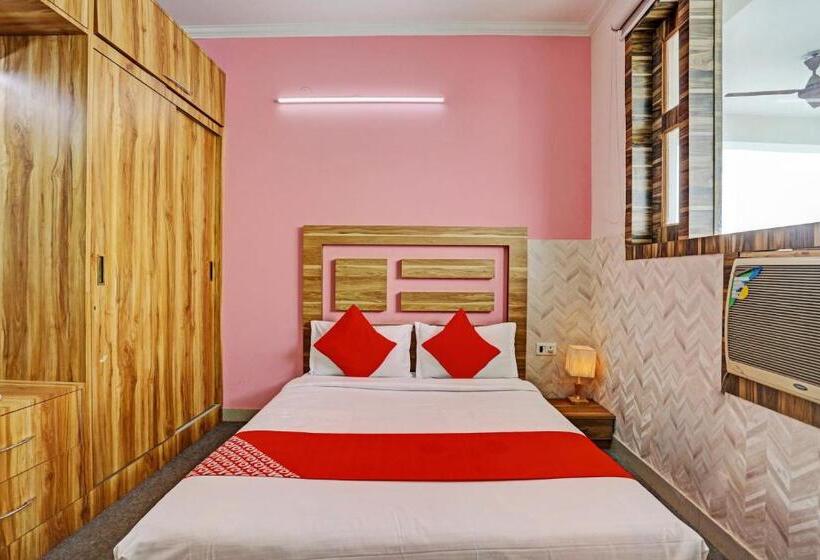 هتل Oyo Flagship 81332  City Palace