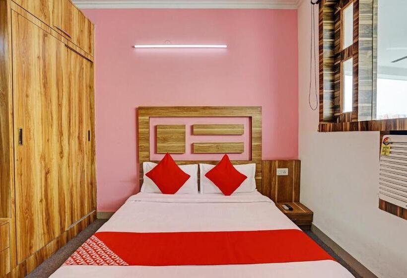 هتل Oyo Flagship 81332  City Palace