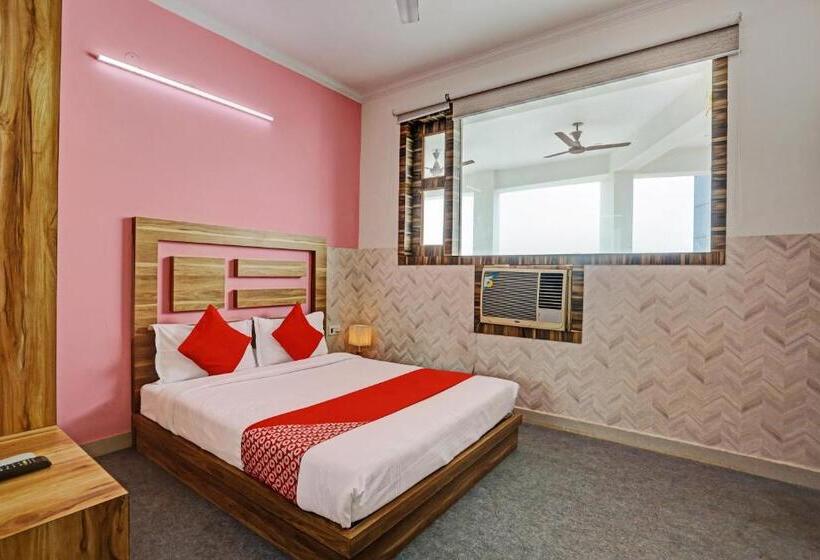 هتل Oyo Flagship 81332  City Palace