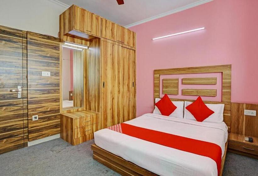 هتل Oyo Flagship 81332  City Palace