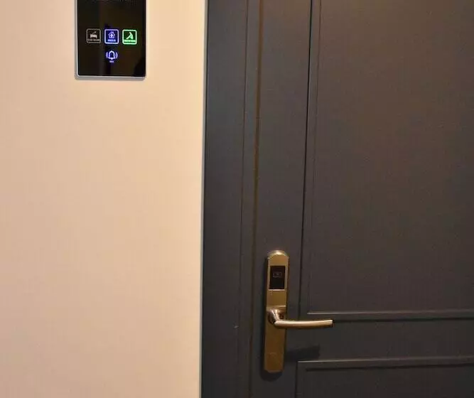 Hotelli Shishly Palace