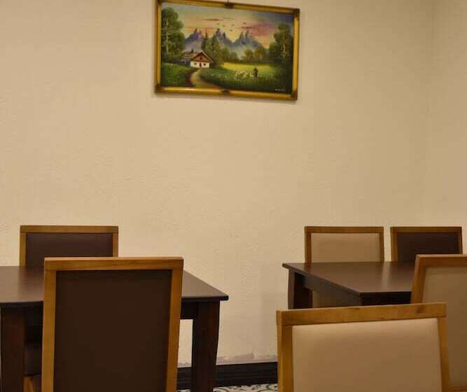 ホテル Shishly Palace