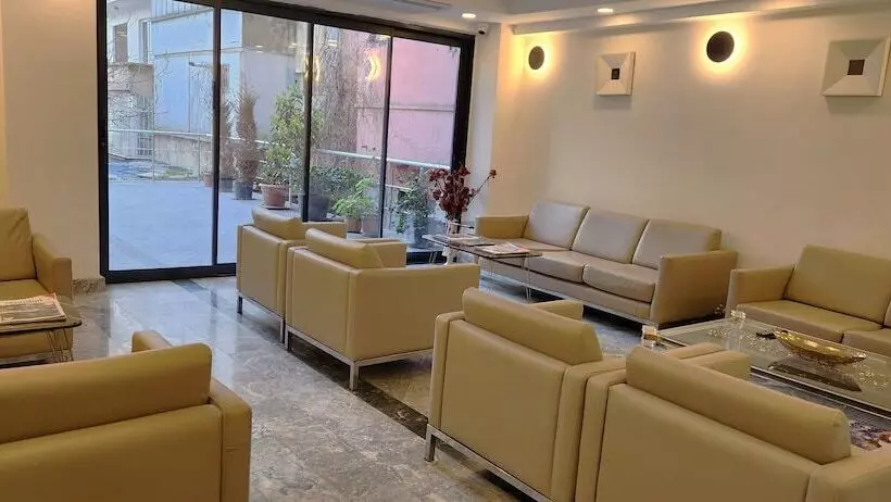 Hotelli Shishly Palace