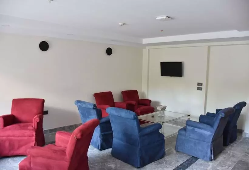 Hotelli Shishly Palace