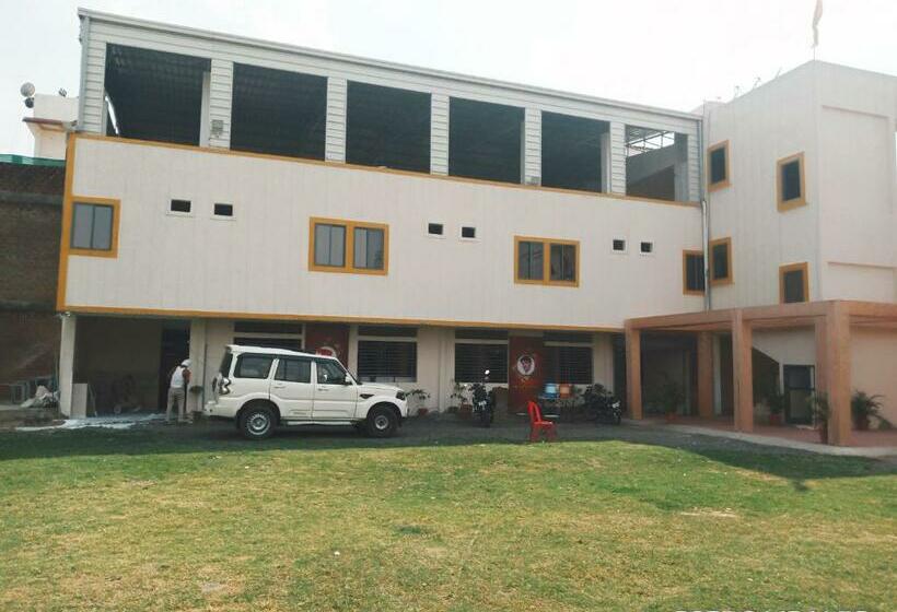 בית מלון כפרי The Lalit And Restaurant, Bhopal