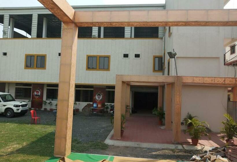 בית מלון כפרי The Lalit And Restaurant, Bhopal