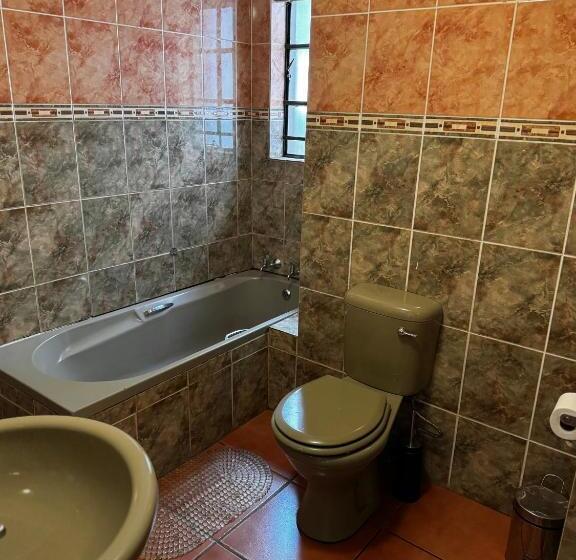 ペンション Deletz Guesthouse