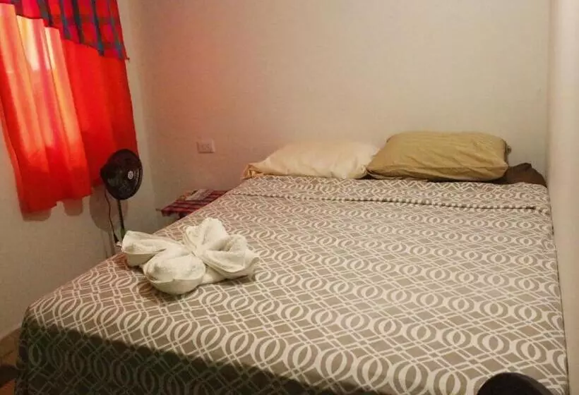 پانسیون Hostal El Graciano