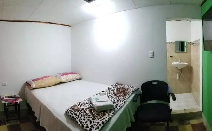 پانسیون Hostal El Graciano