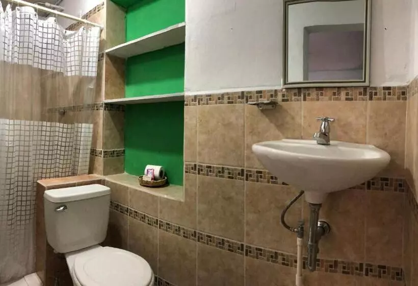 پانسیون Hostal El Graciano